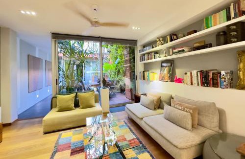 Sants Apartment | ArtlifeBCN Urban Oasis Apartment