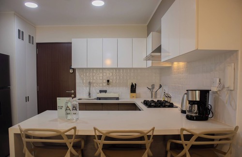 Barrios Altos Apartment | Artline 303A by Wynwood House