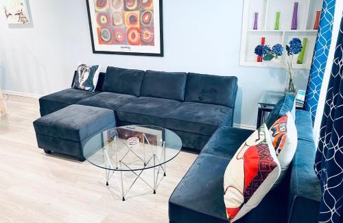 Briargate Apartment | Artsy home by Air Force Academy with office space