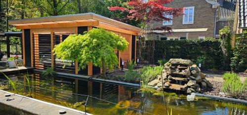 Emmen Apartment | Artz of Nature