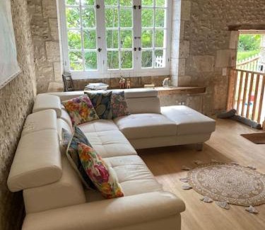 Montboyer House | As seen on A New Life in The Sun - Beautiful 3 bedroom cottage with shared pool