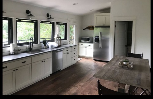 Maysville House | As seen on HGTV newly remodeled streamside cabin