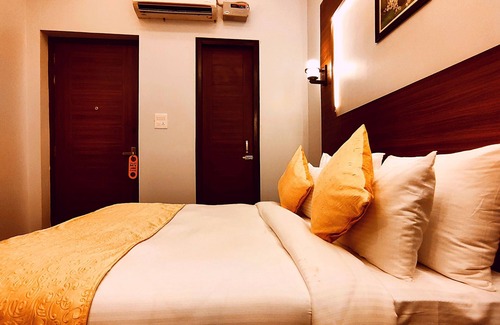Moradabad Hotel | Asapian House - A Luxury Homestay at Moradabad
