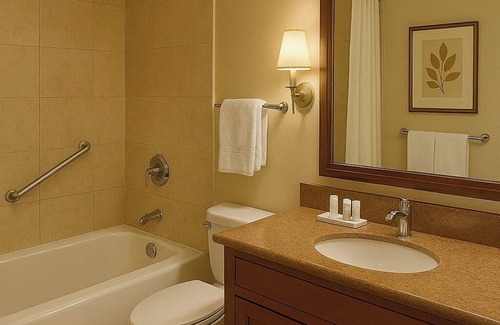 Hazratganj Hotel | ASAR CAPOOR Hotel