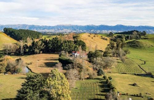 Ongaonga Bed & Breakfast | Ashcott Homestead Bed & Breakfast