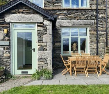 Staveley House | Ashdene Cottage with secure 'sun trap' garden