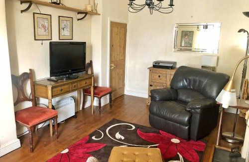 Colsterworth House | Ashley Cottage