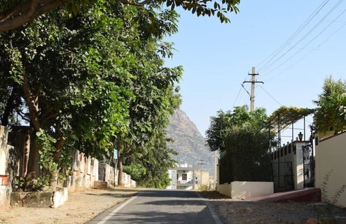 Ajmer Apartment | Ashray Home Stay in Pushkar valley