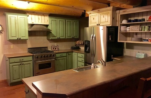 Soda Springs Cabin | Aspen Ridge - Scenic Mountain Cabin Retreat that Borders Nat'l Forest