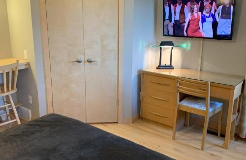 Winnipeg Bed & Breakfast | Aspen Woodlands Bed and Breakfast