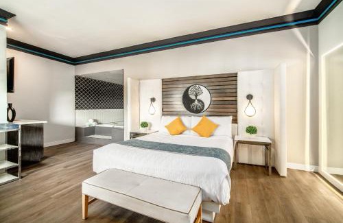 Bellflower Hotel | Aspire Inn Studios & Spas