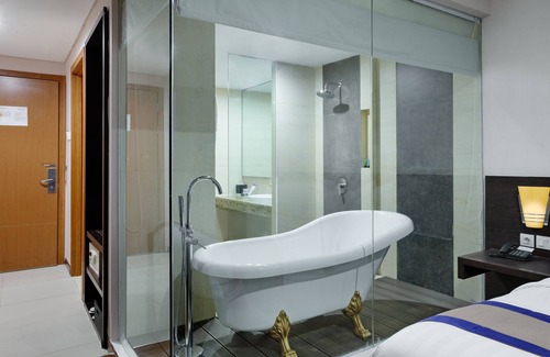 Jember Hotel | Aston Jember Hotel and Conference Center