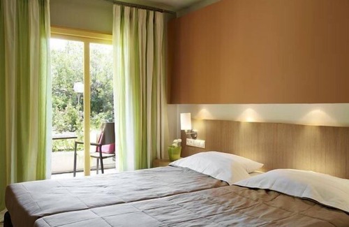 Troulos Hotel | Astoria Hotel