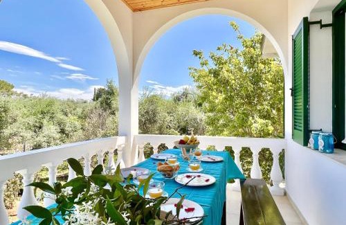Astrakeri Villa | Astra Beach House by DadoVillas
