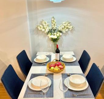Chang Khlan Apartment | Astra Sky River Chiang Mai 两卧 宜居4人 无边泳池 乳胶床垫