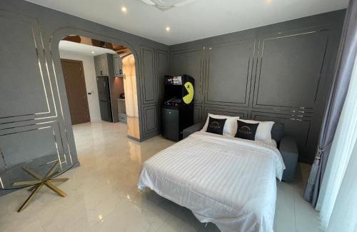 Nong Prue Villa | Astro Luxury: Ultra Luxury 4 Beds Pool Villa