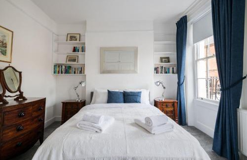 Belgravia Apartment | At Home in Chelsea