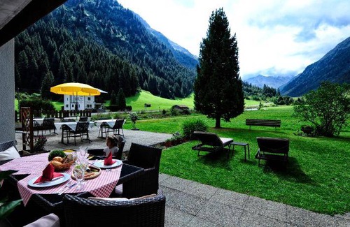 Sankt Leonhard im Pitztal Bed & Breakfast | 24 m² Bed and breakfast ∙ 2 guests