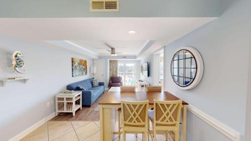 North Litchfield Beach House | At the Beach 1 Bedroom 1 Bath Summer House 1st Flr