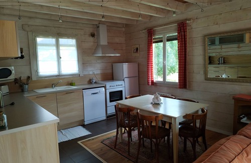 Ayros-Arbouix Ski Chalet | At the foot of the Hautacam massif, wooden chalet for rent