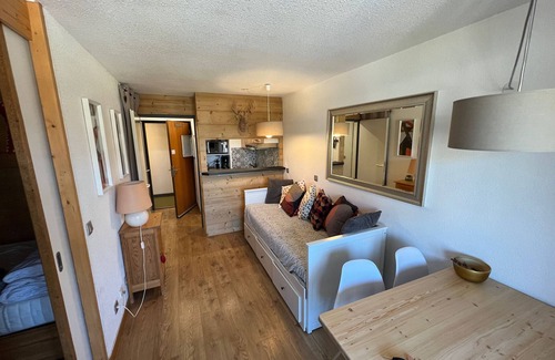 Bergers Apartment | At the foot of the slopes in the Alpes d'Huez, very nice comfortable apartment