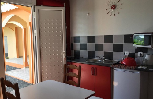 Port-Louis Apartment | At the little cabanon in Port Louis