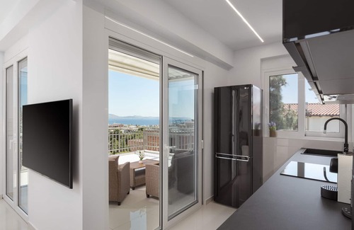 Varkiza Apartment | Athenian Riviera Penthouse Apartment