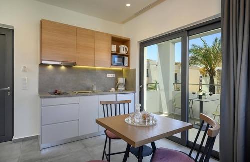 Platanias Town House | Athina Suites | 1BD chic apartments w/shared pool