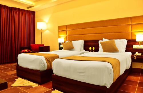 Athirapally Hotel | Athirapilly Green Trees