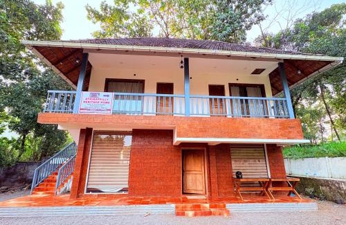 Perumbavoor House | Athirappilly Heritage Villa -3 BHK - River Side