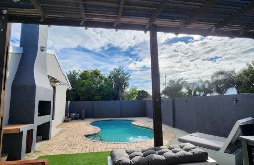 Amatola Coastal House | Atlantis Haven Self-Catering - Sunrise-On-Sea