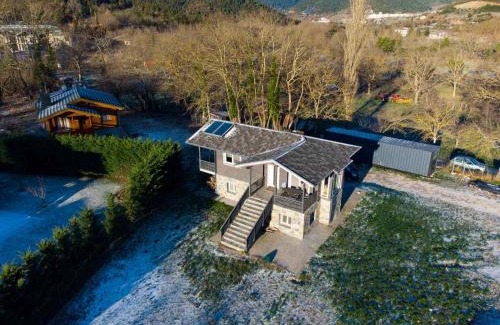 Karpenisi Ski Chalet | Atmospherico