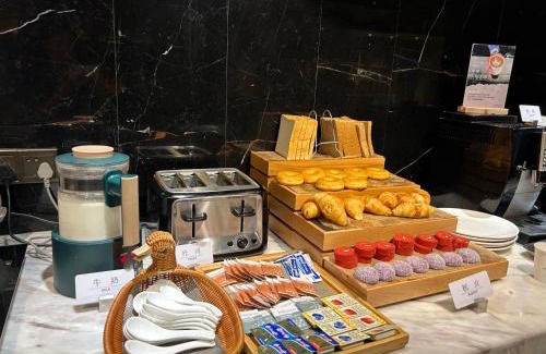 Wuhou Hotel | Atour Hotel Chengdu Jinli Hongpailou Subway Station