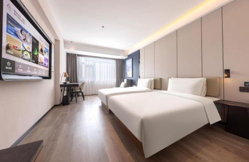 Chengyang Hotel | Atour Hotel Qingdao Chengyang Wanxianghui Middle Zhengyang Road