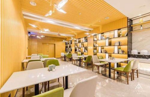 Guangling Qu Hotel | Atour Hotel Yangzhou Ancient Canal Dongguan Street