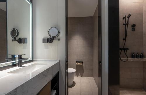 Xingqing Qu Hotel | Atour Hotel Yinchuan Lijing North Street Jiangning Centre