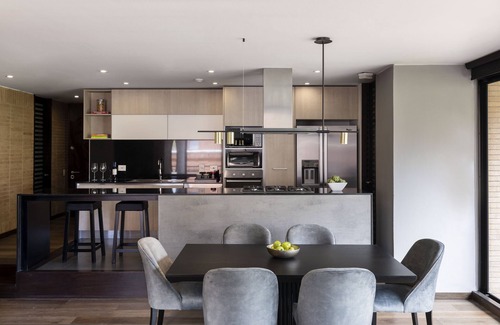 Chico Reservado Apartment | ATTIK SUPERIOR + BALCONY 303