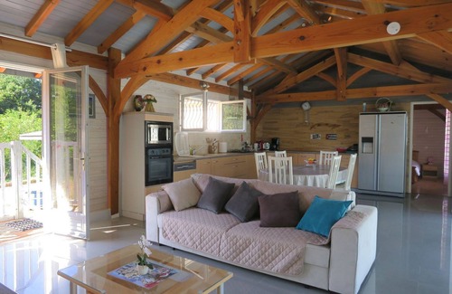 Saint-Justin House | Attractive air-conditioned vacation home with pool 3 stars