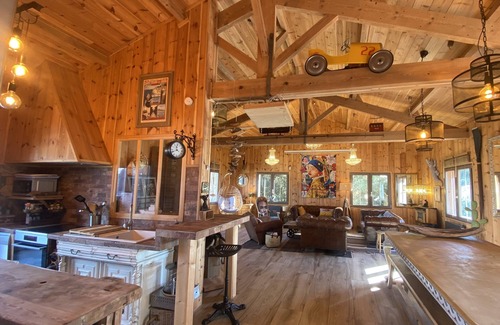 Saint-Trojan-les-Bains Villa | Atypical villa "Cabane Oléron" with heated swimming pool