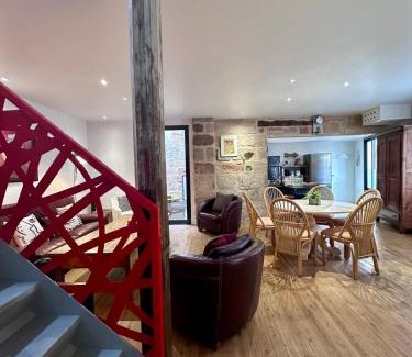 Brive-la-Gaillarde Apartment | Atypique Loft avec Clim et Patio en Hyper Centre