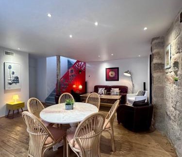 Brive-la-Gaillarde Apartment | Atypique Loft avec Clim et Patio en Hyper Centre