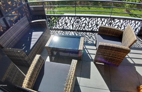 Epagny Apartment | Au 237, Le Nyong-Et-Sanaga