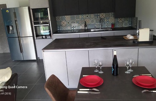 Epagny Apartment | Au 237, Le Nyong-Et-Sanaga