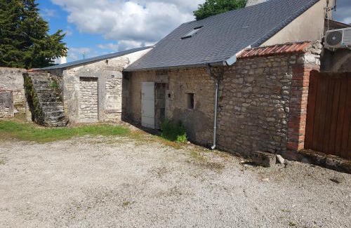 Patay House | Au chant des Grenouilles