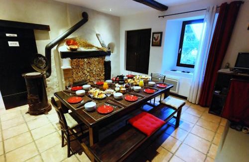 Gillonnay Bed & Breakfast | Au dessus de Parady