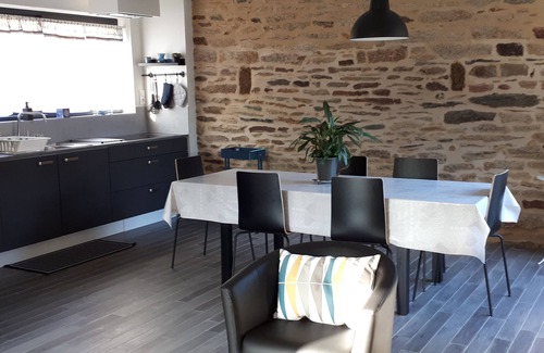 Ploneour-Lanvern House | AU PORTE DE L'OCEAN GITE WITH HEATED POOL