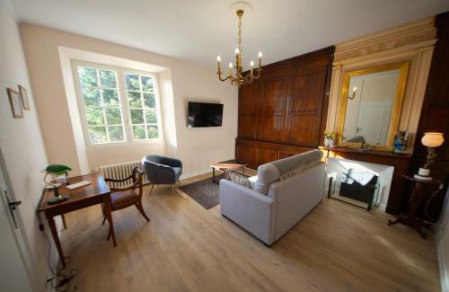 Espalion Apartment | Au Ptit Bonheur du Lot, centre-ville, calme, vue, jardin