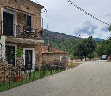 Serriera Bed & Breakfast | Au village