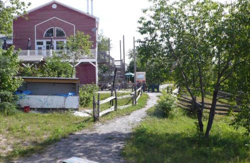 Peribonka Hotel | Auberge Île du Repos