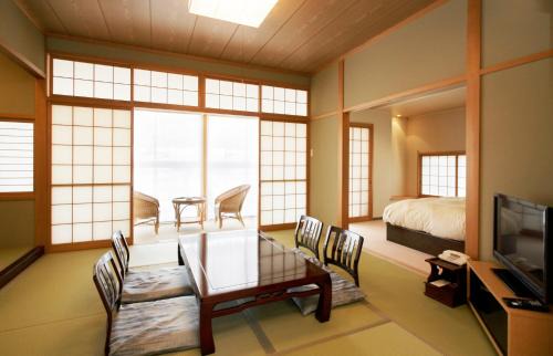Tsubaki Onsen Hotel | Auberge de South Terrace